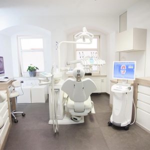Zahnarztpraxis elements Zahnmedizin - Zahnarzt Esslingen