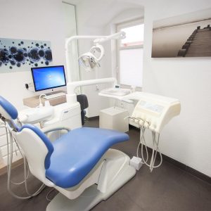 Zahnarztpraxis elements Zahnmedizin - Zahnarzt Esslingen